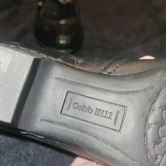 Cobb Hill Sz 7 by New Balance Leather Black and Brown Low Heels - Picture 2 of 12